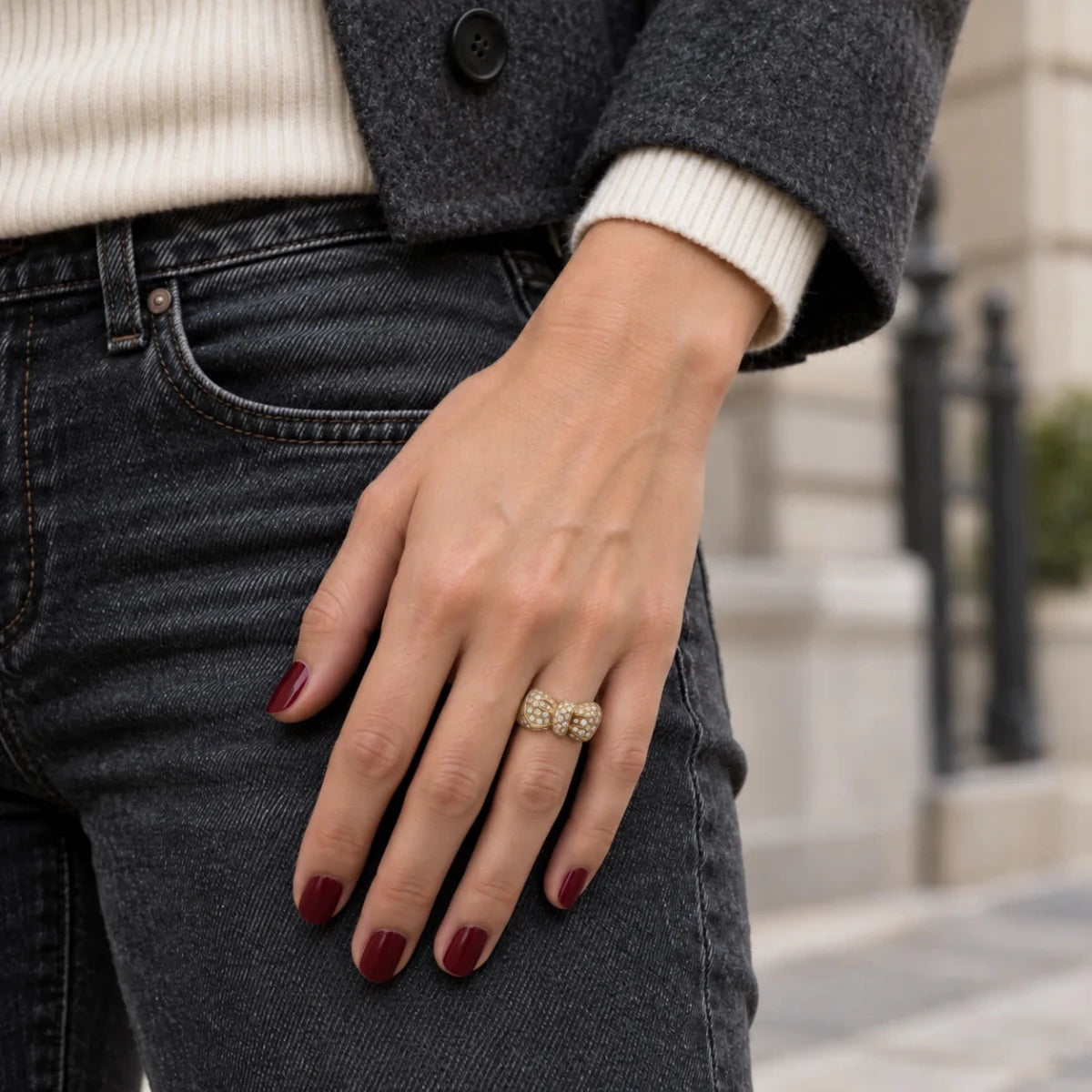 Bague Pavée en or jaune et diamants - Castafiore