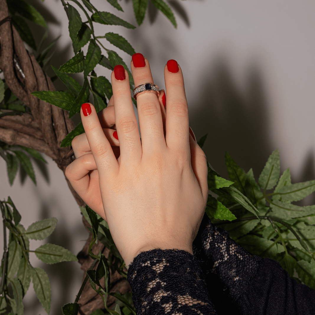 Bague Pavée en or jaune, or blanc, saphir et diamants - Castafiore