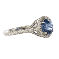 Bague Pavée en platine, saphir et diamants - Castafiore