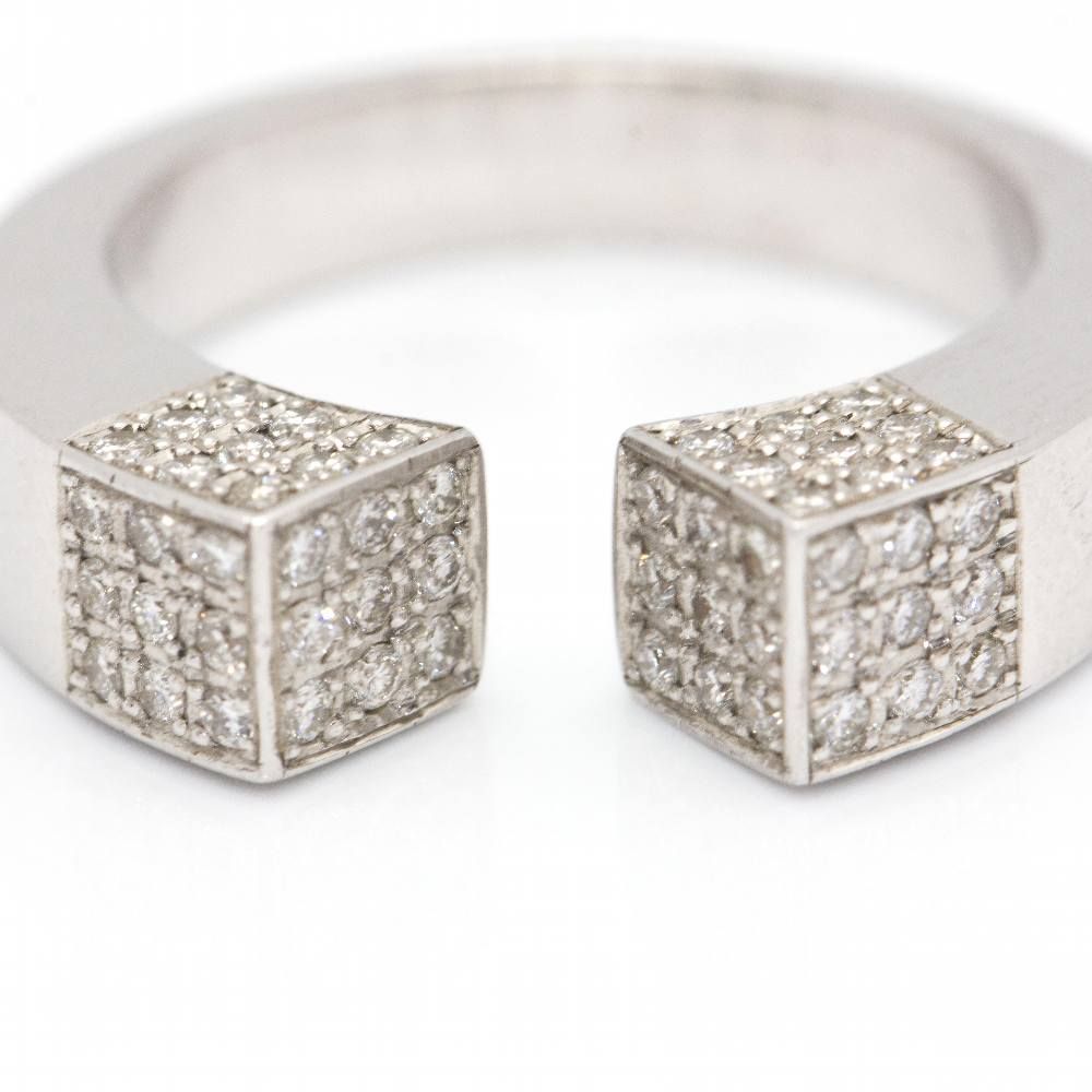 Bague Paveé SQUARE en or et diamants - Castafiore