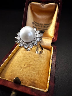 Bague perle et diamants en or - Castafiore