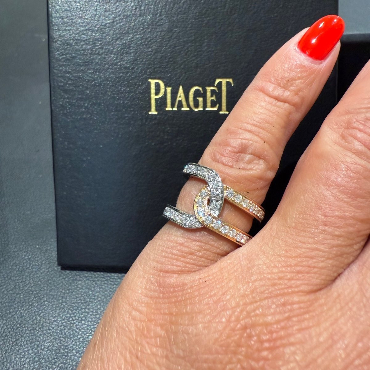 Bague PIAGET "Possession" en or blanc, or rose et diamants - Castafiore