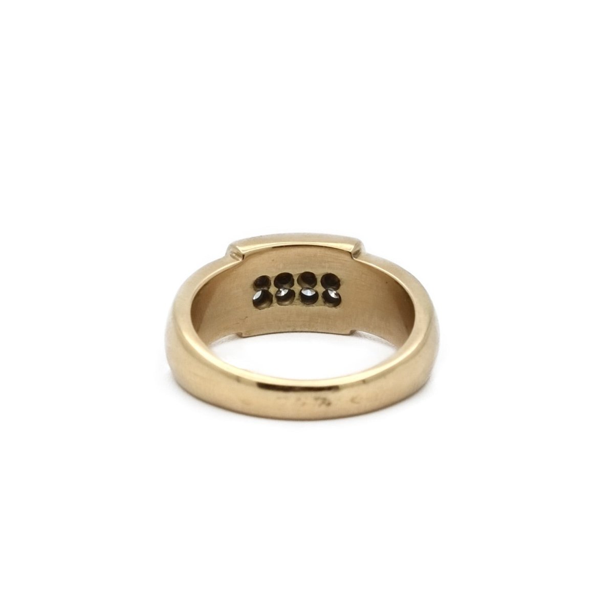 Bague plateau en or jaune et diamant - Castafiore