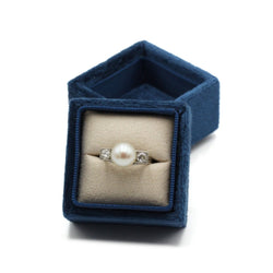 Bague - Platine, diamants et perle - Castafiore