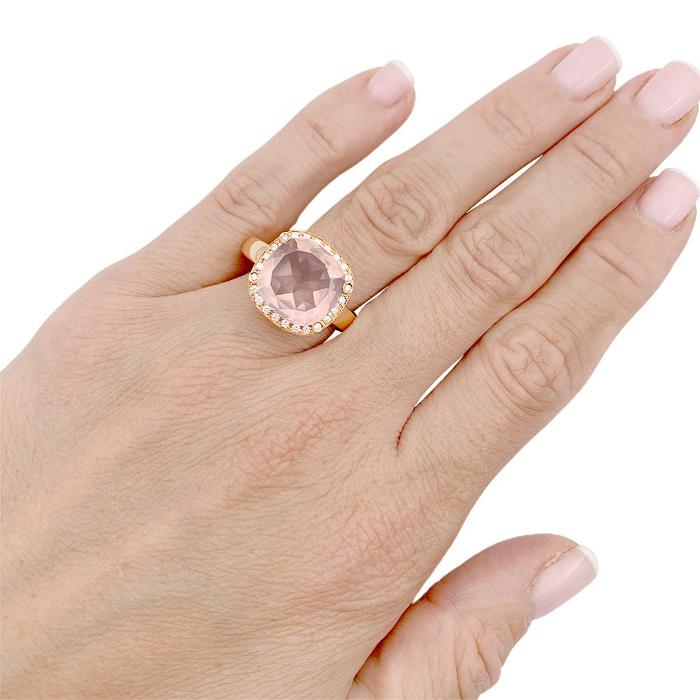 Bague POIRAY "Filles Antik" en or rose, quartz et diamants - Castafiore