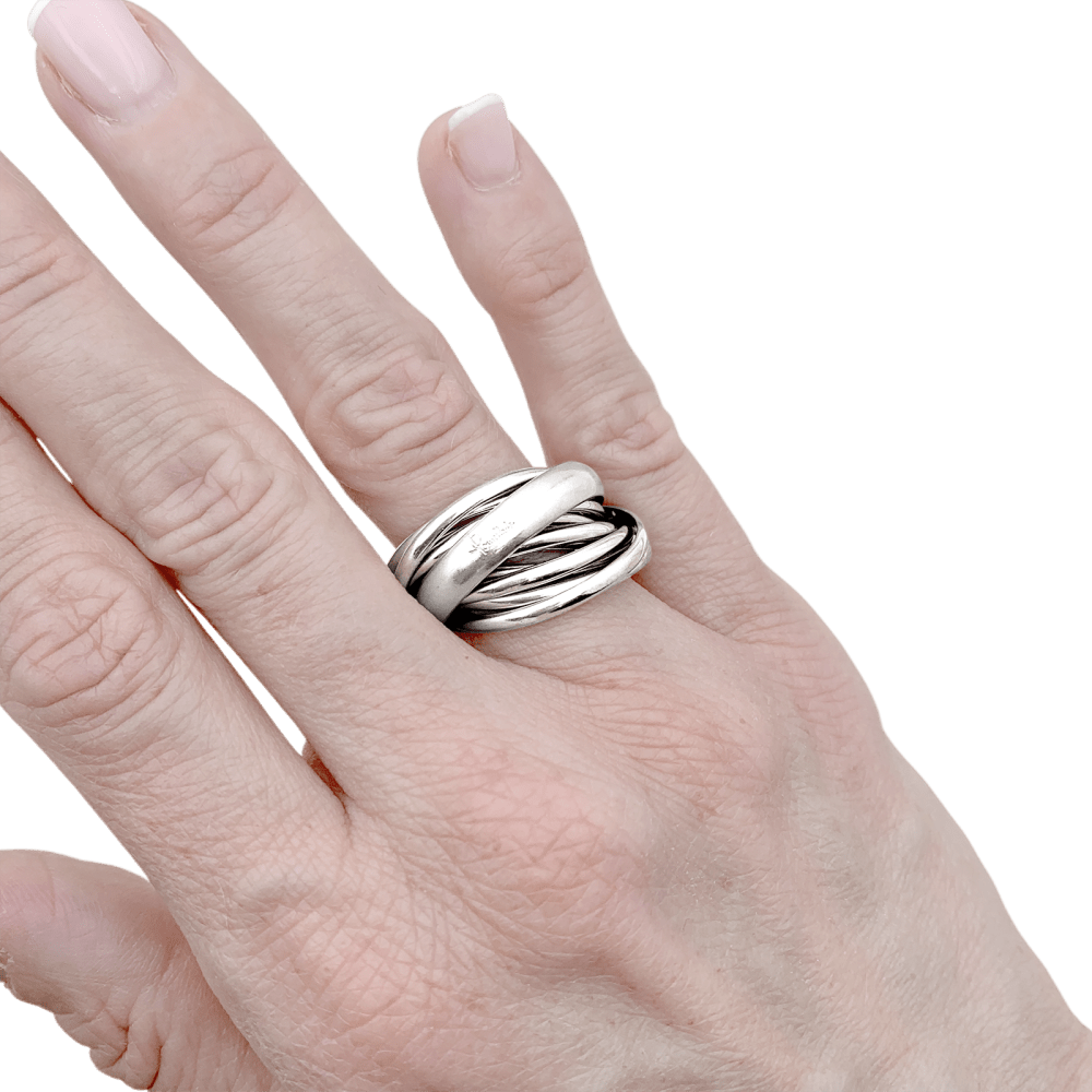 Ring Pomellato, "A thousand circles", white gold.