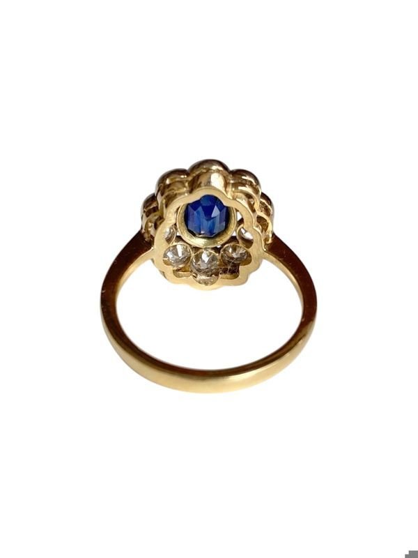 Bague Pompadour ancienne en or jaune 18k saphir et diamants - Castafiore