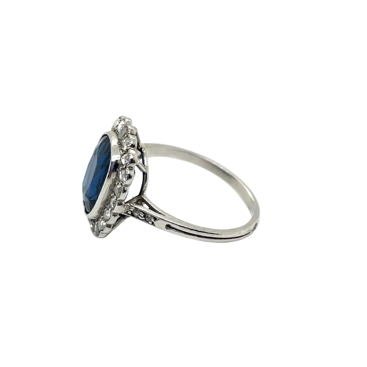 Bague POMPADOUR Art déco en or blanc et diamants - Castafiore