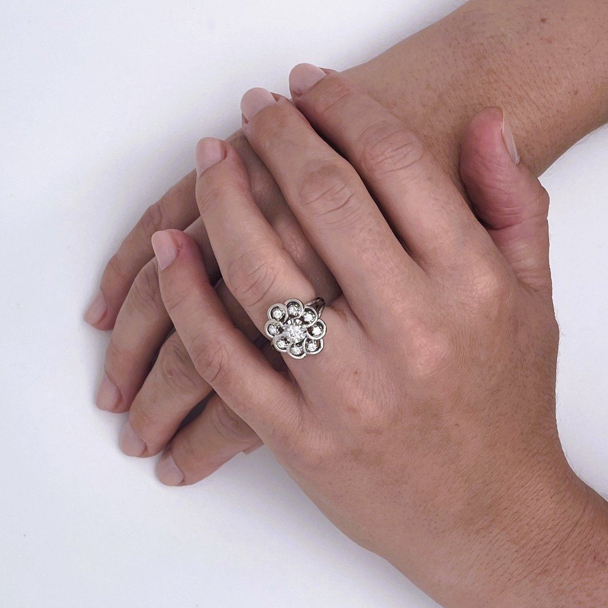 Bague pompadour diamants en or blanc - Castafiore