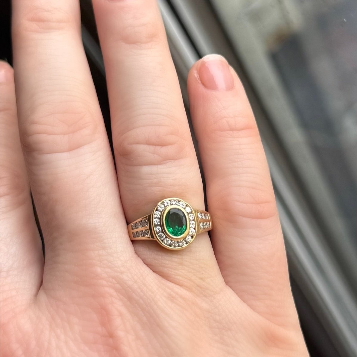Bague pompadour émeraude - Castafiore