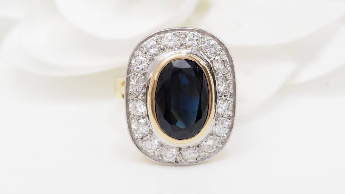 Bague pompadour en or bicolore, saphir et diamants - Castafiore