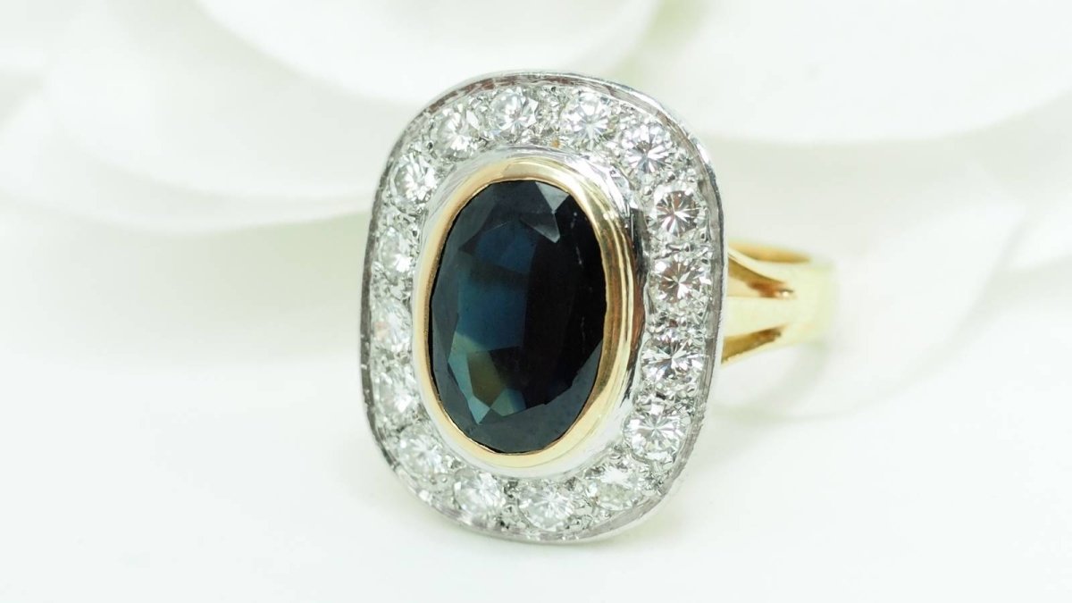 Bague pompadour en or bicolore, saphir et diamants - Castafiore