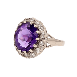 Bague Pompadour en or blanc, améthyste et diamants - Castafiore