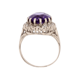 Bague Pompadour en or blanc, améthyste et diamants - Castafiore