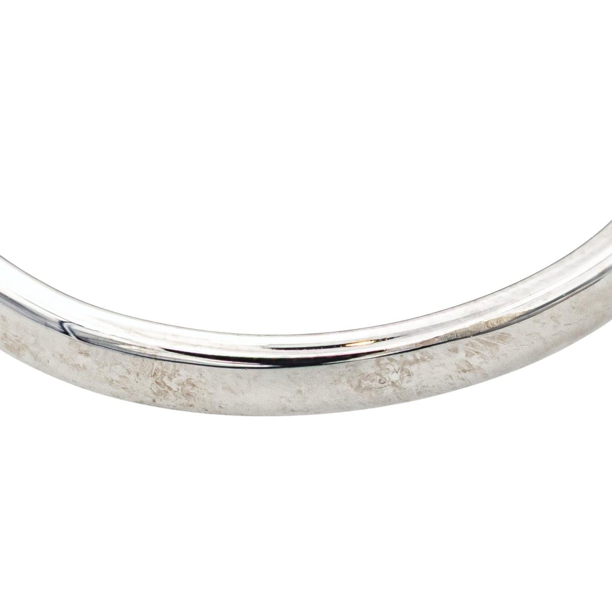 Bague Pompadour en or blanc, émeraude et diamants - Castafiore