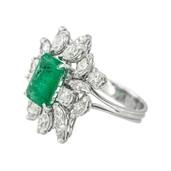 Bague Pompadour en or blanc, émeraude et diamants - Castafiore