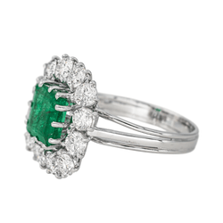 Bague Pompadour en or blanc, émeraude et diamants - Castafiore