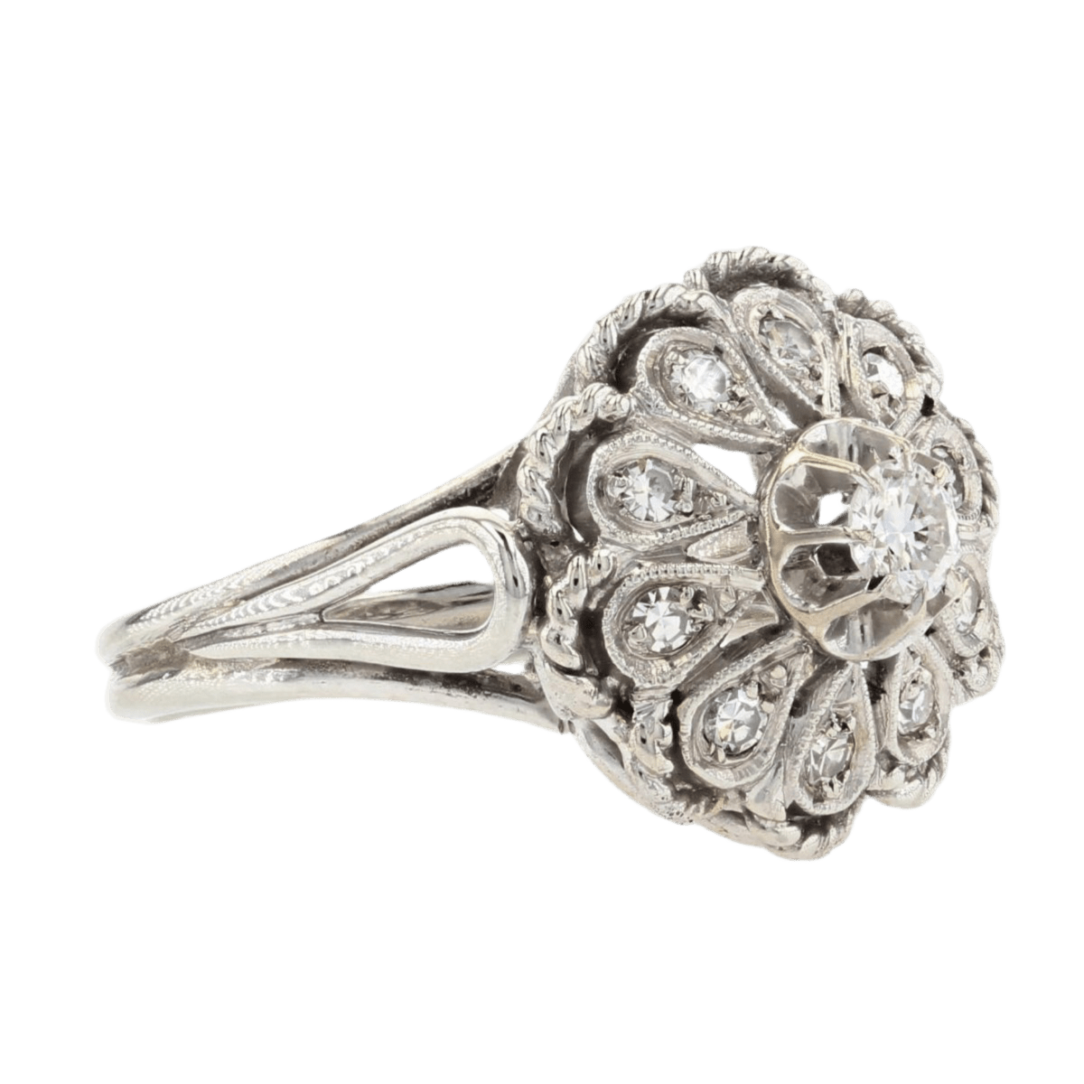 Bague Pompadour en or blanc et diamants - Castafiore