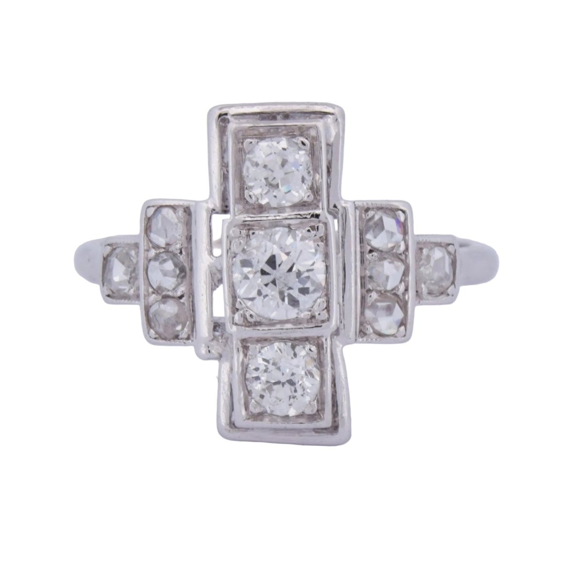 Bague Pompadour en or blanc et diamants - Castafiore