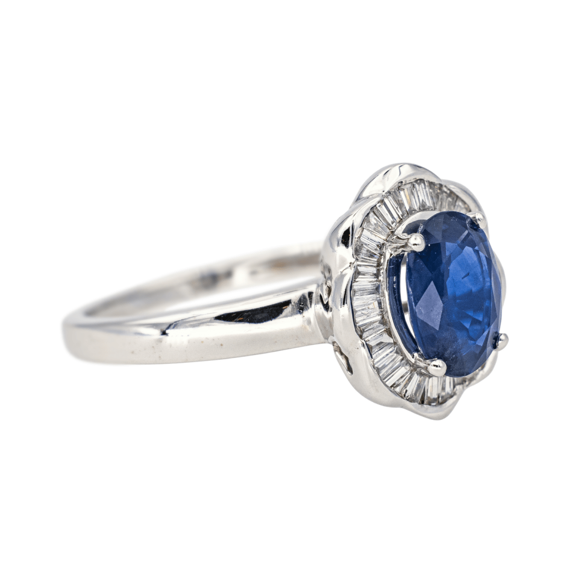 Bague Pompadour en or blanc, saphir et diamants - Castafiore