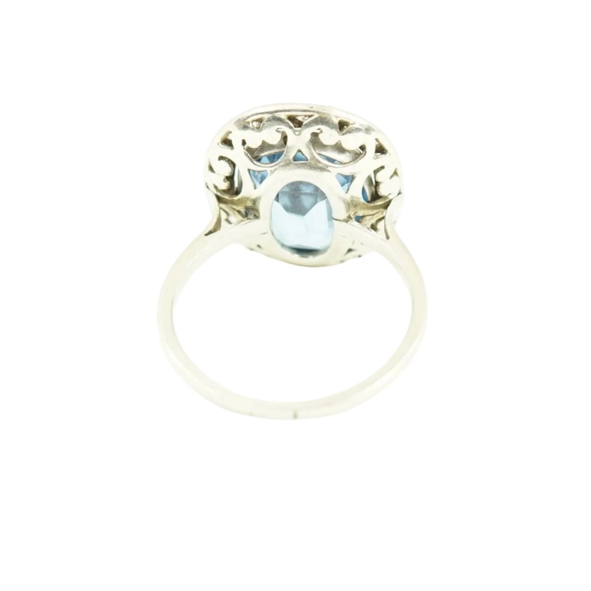Bague Pompadour en or blanc, spinelle et diamants - Castafiore