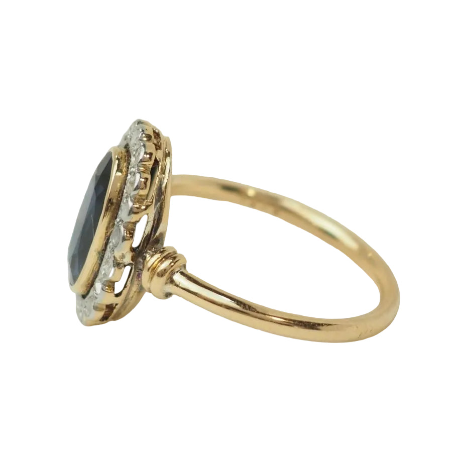 Bague Pompadour en or jaune et diamants - Castafiore