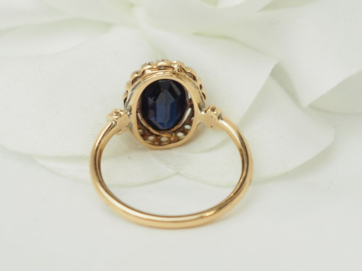 Bague Pompadour en or jaune et diamants - Castafiore