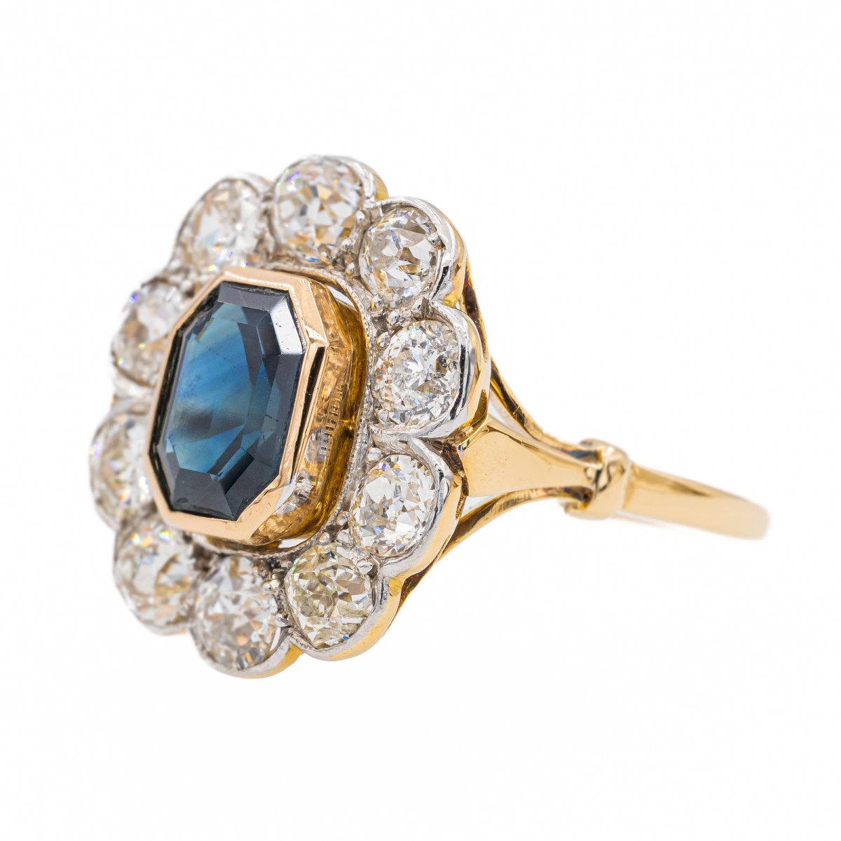 Bague Pompadour en Or jaune et Saphir - Castafiore