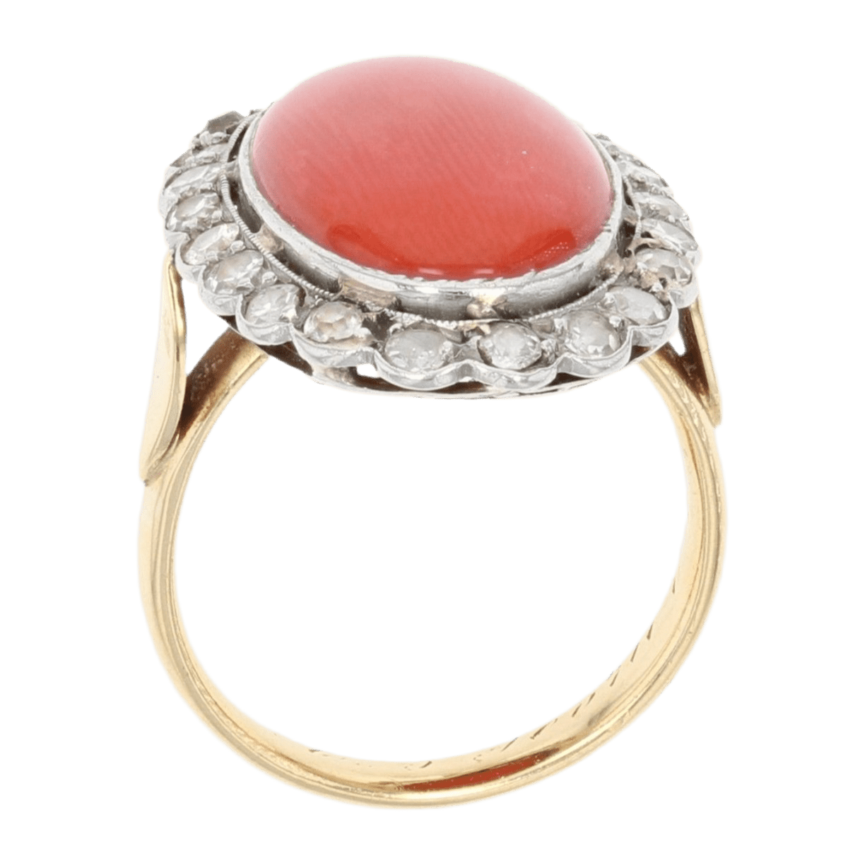 Bague Pompadour en or jaune, platine, corail et diamants - Castafiore