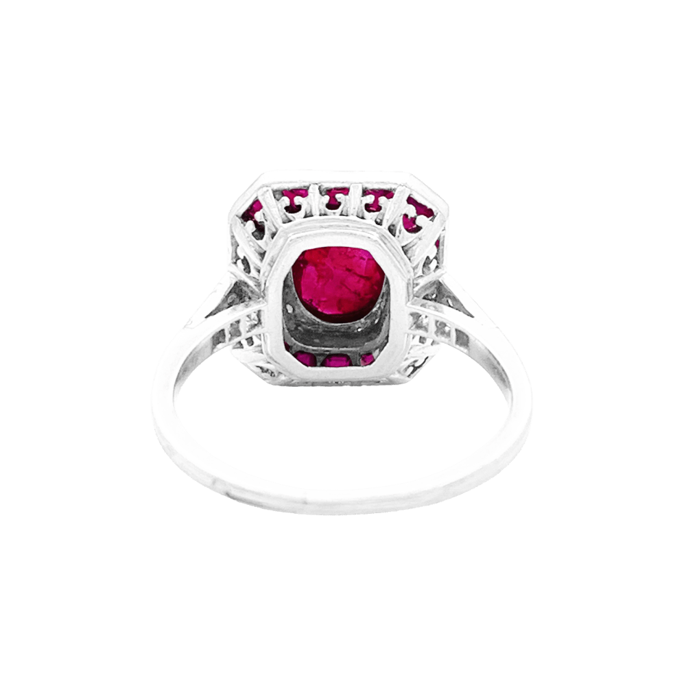 Bague Pompadour en or jaune, platine, rubis et diamants - Castafiore