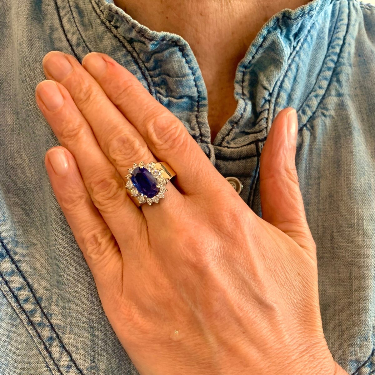 Bague Pompadour en or jaune, saphir et diamants - Castafiore