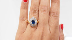 Bague Pompadour en or jaune, saphir et diamants - Castafiore