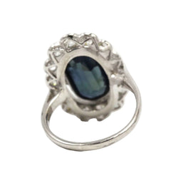 Bague Pompadour en platine, saphir et diamants - Castafiore