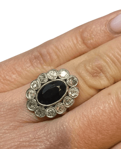 Bague Pompadour en platine, saphir et diamants - Castafiore