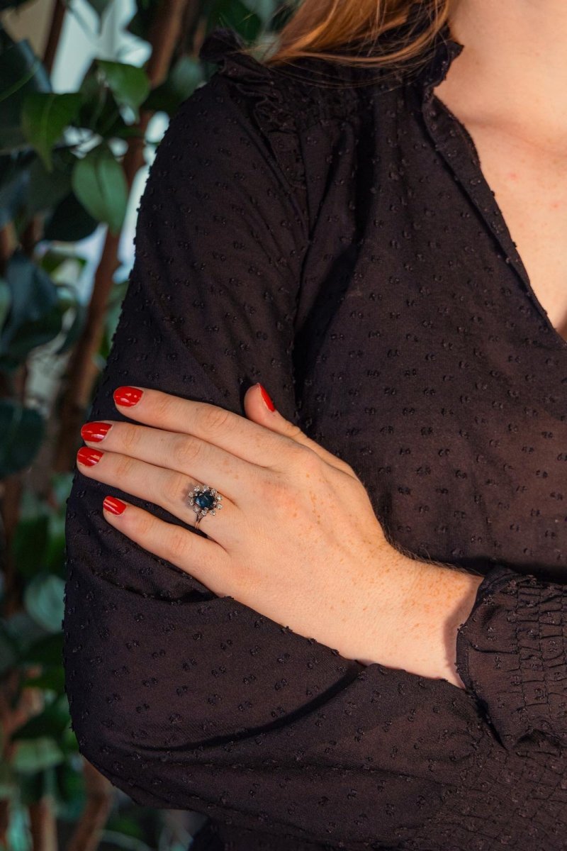 Bague Pompadour Or blanc Saphir - Castafiore