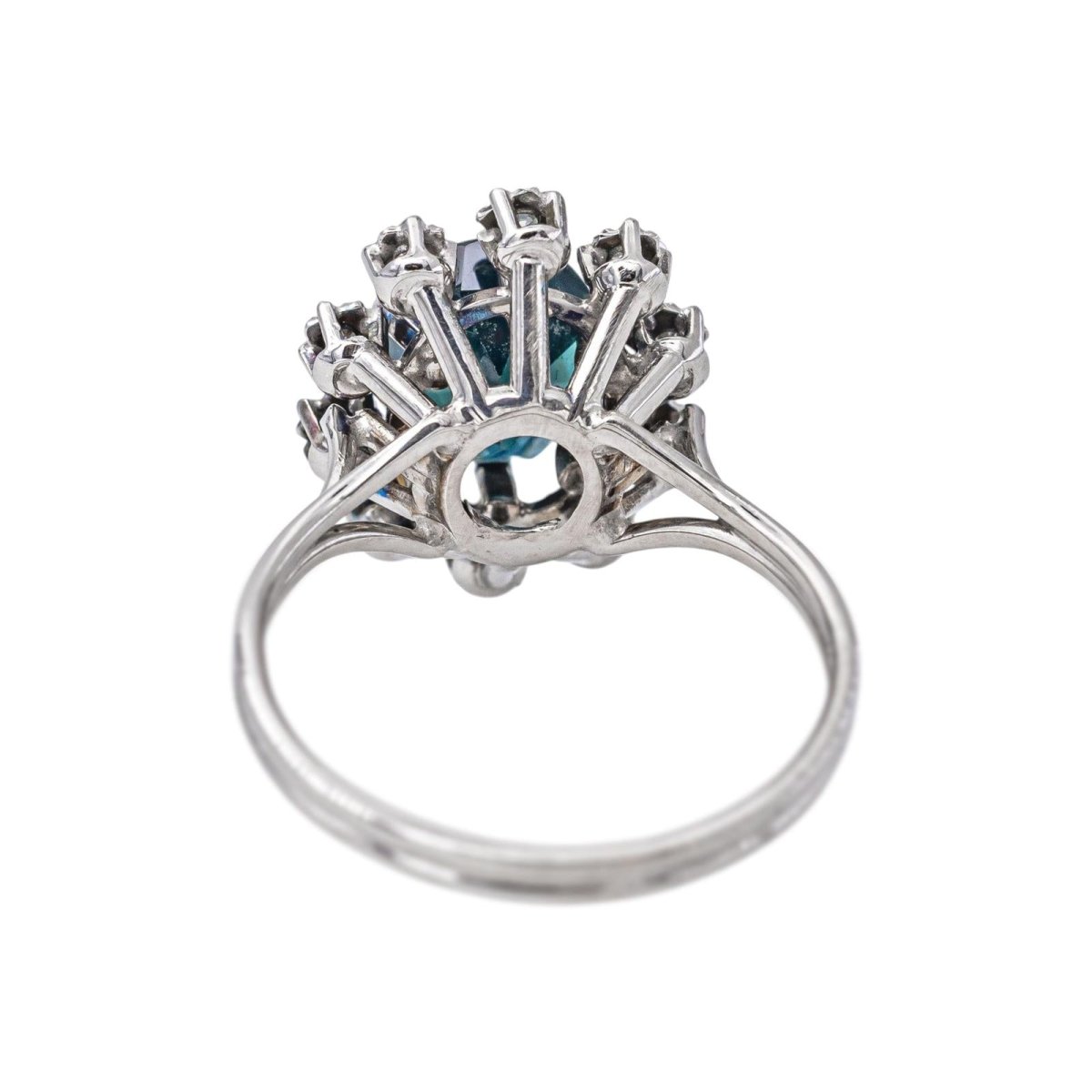 Bague Pompadour Or blanc Saphir - Castafiore