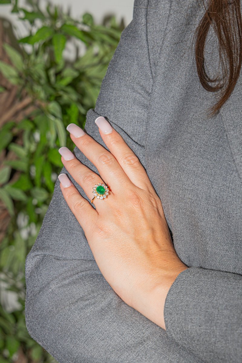 Bague Pompadour Or jaune Emeraude - Castafiore