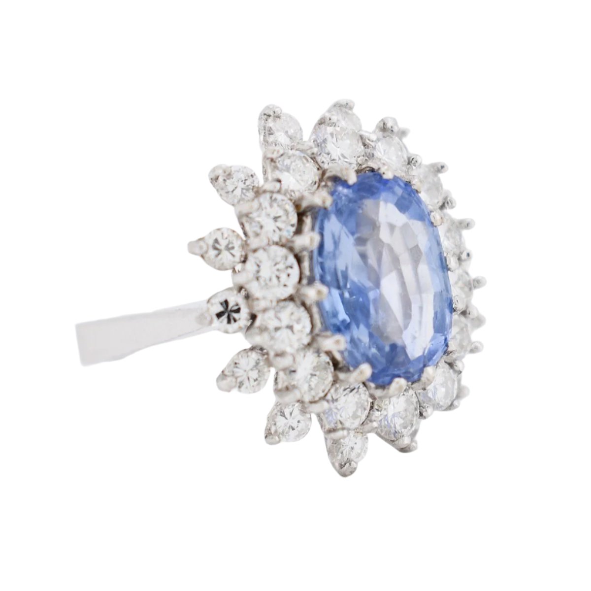 Bague Pompadour Saphir Ceylan 4,67 carats et Diamants - Castafiore