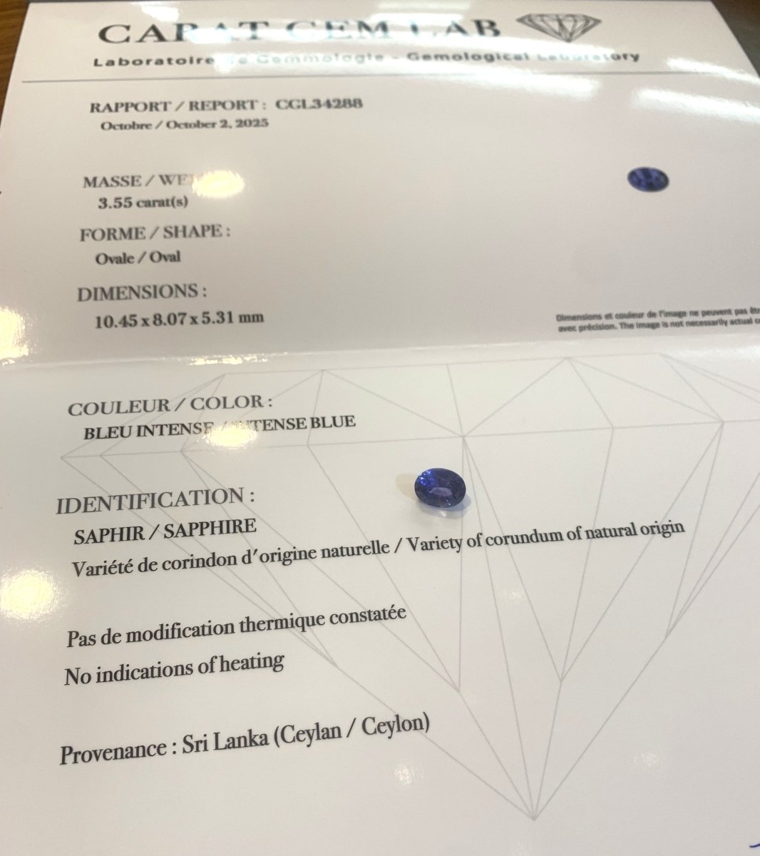 Bague Pompadour Saphir Ceylan Non Chauffé 3.55 Carats Diamants Or Jaune 18 Carats (Certificat) - Castafiore