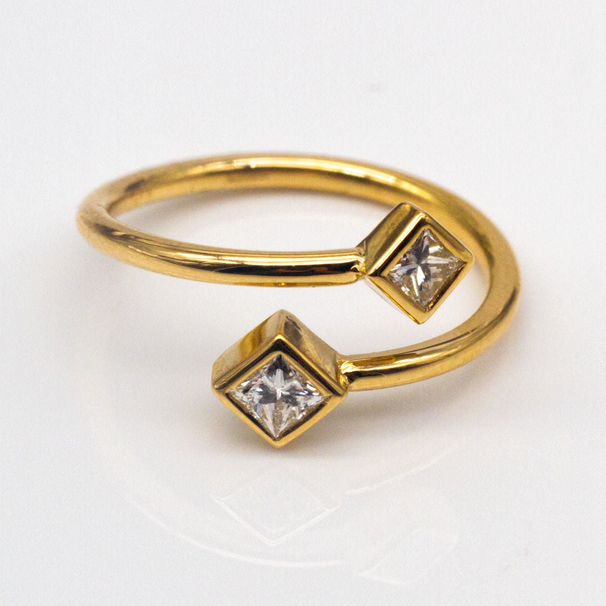 Bague PRINCESS en or jaune et diamants - Castafiore