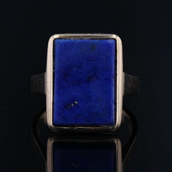 Ring antique rectangular lapis lazuli and gold