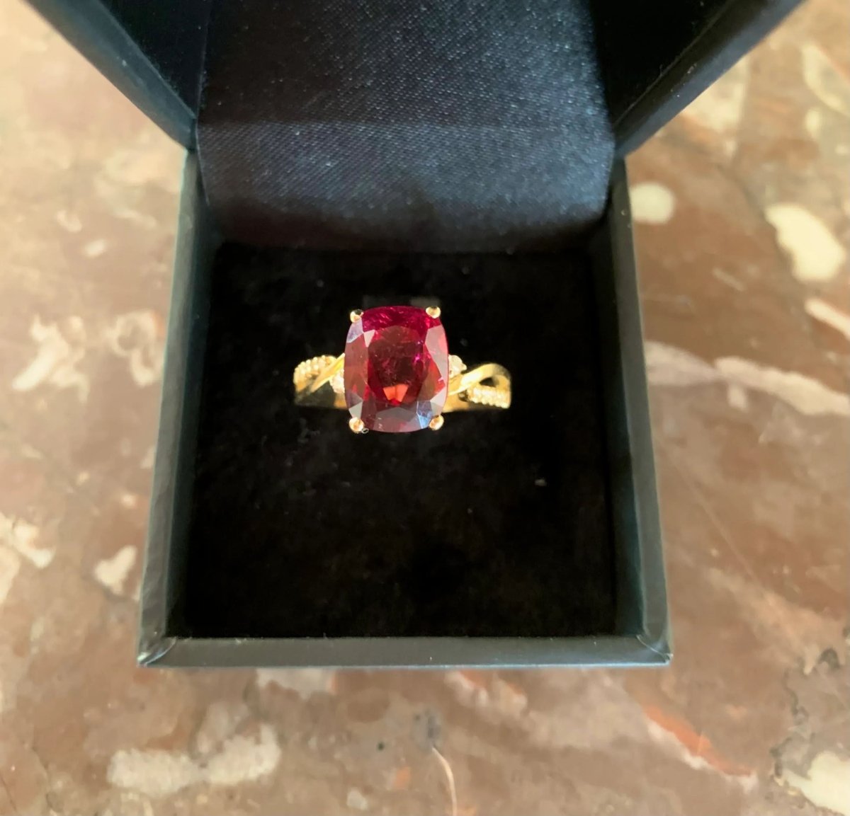 Bague Rubellite 4.16 Carats Diamants Or Jaune 18 Carats - Castafiore