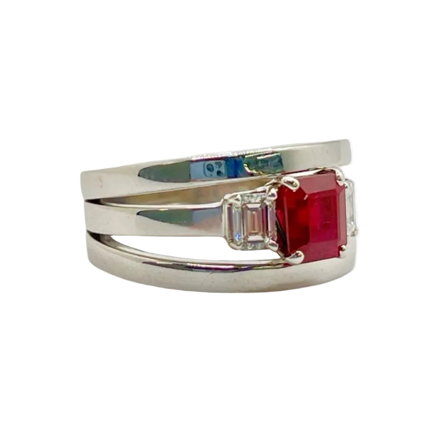 Bague Rubis et diamants en or blanc - Castafiore