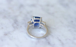 Bague Saphir Ceylan 7.94 Cts et diamants sur or blanc - Castafiore