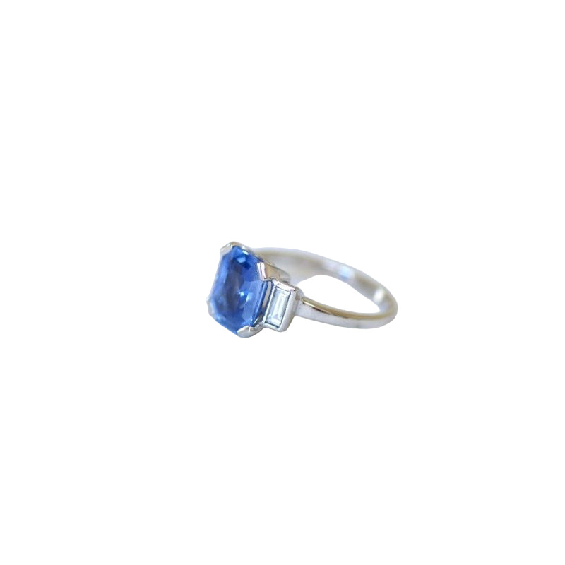 Bague Saphir Ceylan Non Chauffé 4,00 Cts et Diamants Baguettes - Castafiore