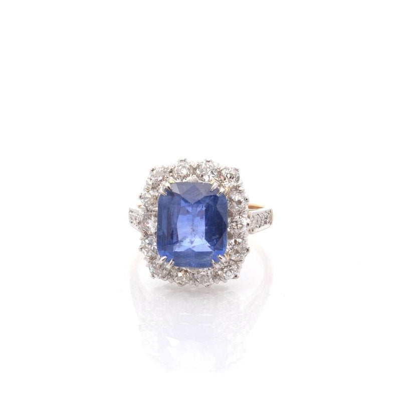 Bague saphir de 5,43cts et diamants - Castafiore