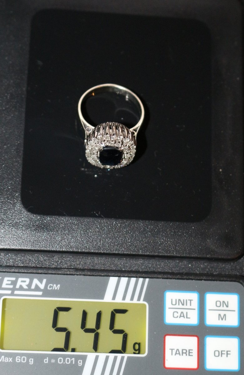 Bague Saphir Double Entourage Diamants Or Blanc - Castafiore