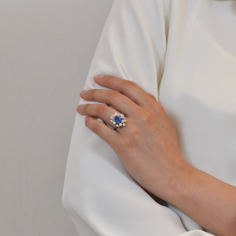 Bague Saphir et diamants en or blanc - Castafiore