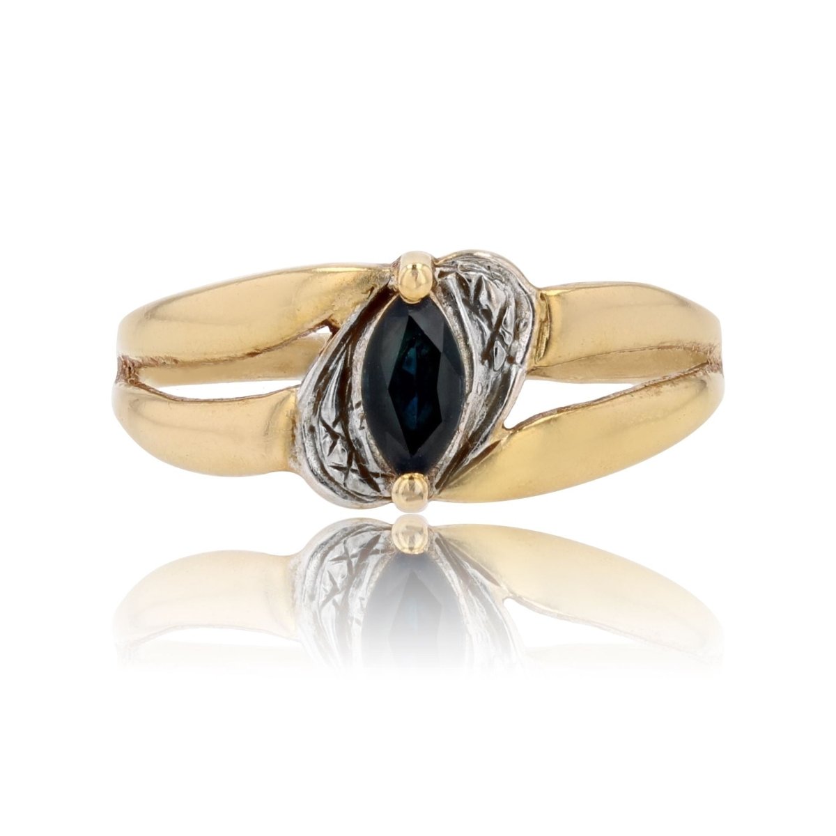 Bague saphir navette or jaune d'occasion - Castafiore