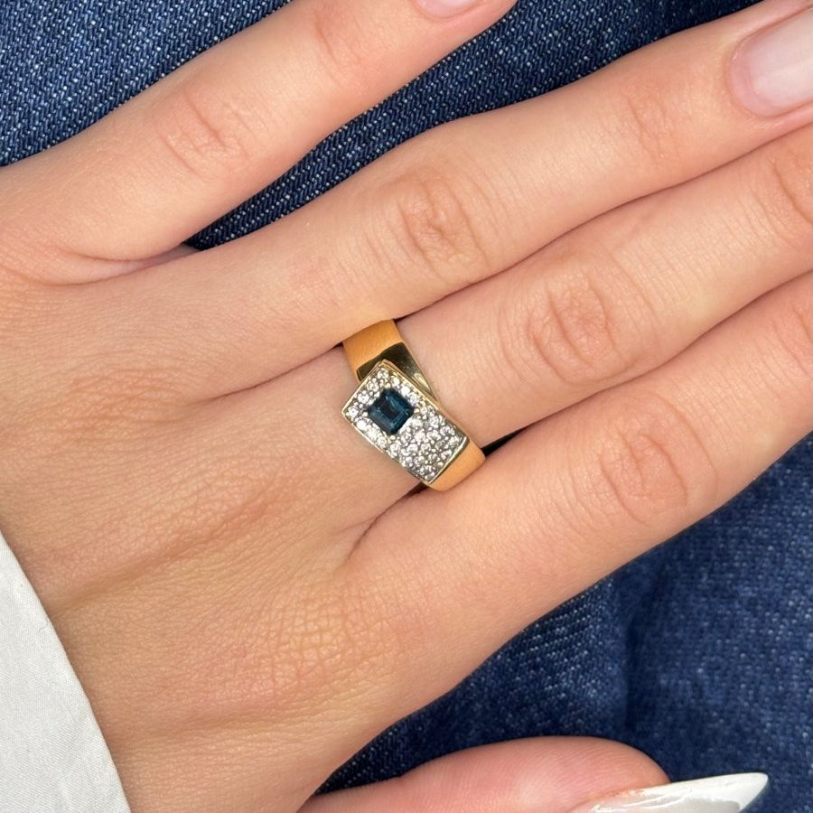 Bague Saphir princesse en or jaune - Castafiore